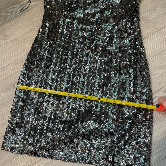 HANEY Valentina One Shoulder Sequin Dress in Gunmetal Grey Size 8 - Picture 12 of 12